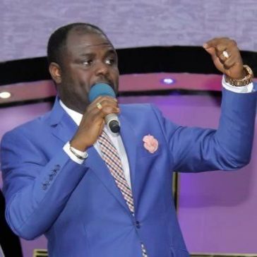 Dr Abel Damina Biography: Age, Wife, Church, Daughters, Wiki, Books ...