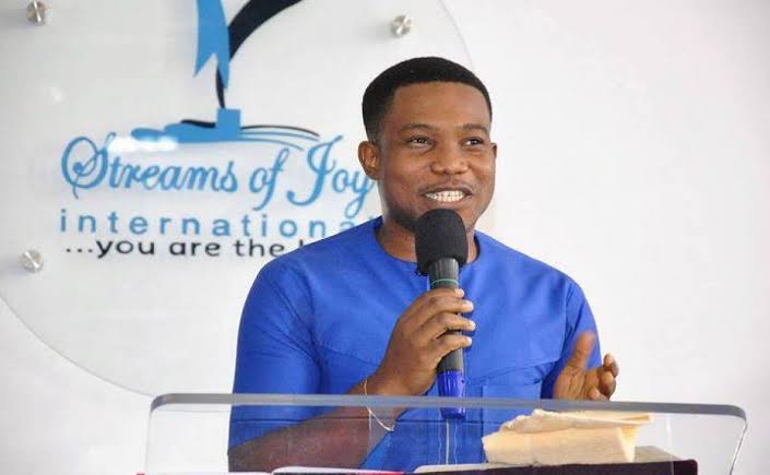 Pastor Jerry Eze Biography: Age, Wikipedia, Wife, Net Worth, Children, Siblings, Mother, Family, Marriage