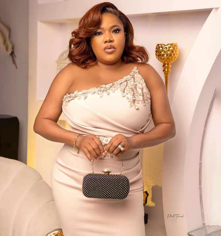 Toyin Abraham Biography: Age, Husband, Net Worth, Movies, Daughter, Parents, State of Origin, House, Children