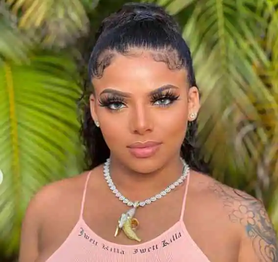 Mikayla Saravia KKVSH Biography: Age, Boyfriend, Pictures, Instagram, Net Worth, TikTok, Husband, Twitter