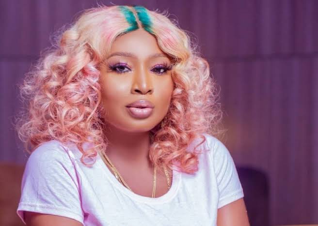 Adebimpe Oyebade Biography: Age, MO Bimpe, Husband, Family, Net Worth, Parents, Child, Siblings, Father, Wedding