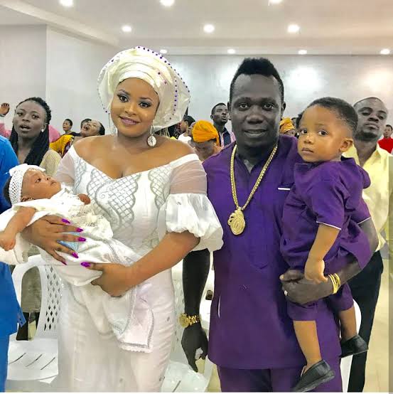 Duncan Mighty Net Worth

Duncan Mighty family 