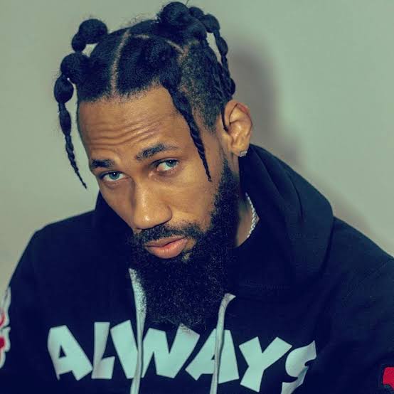 Phyno picture
Phyno Net Worth 