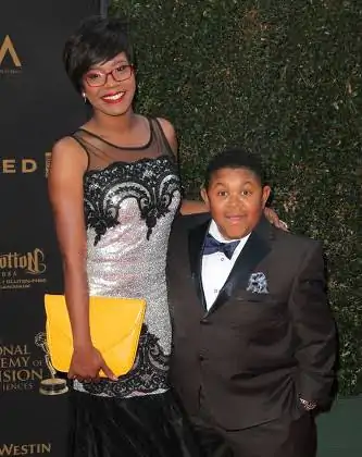 Emmanuel Lewis wife 