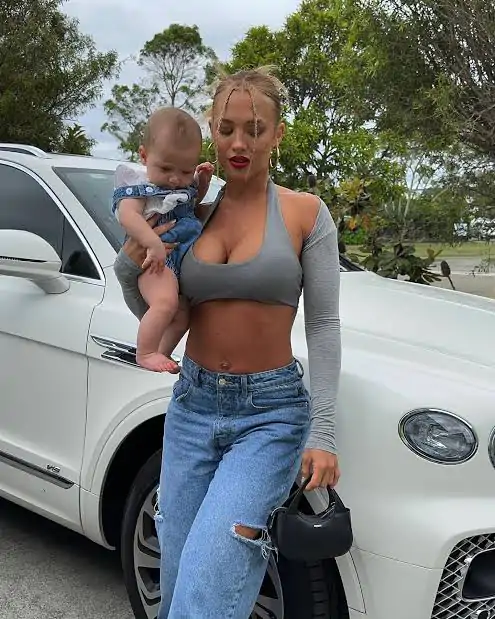 Tammy hembrow biography 