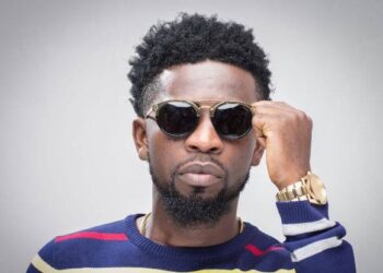 Bisa Kdei Biography: Age, Cars, Religion, Height, Wife, House, Kids, Girlfriend