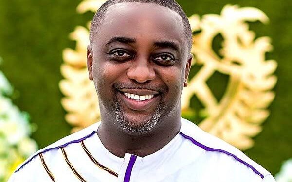 Ekow Smith Asante Biography: Wife, Age, Net worth, House, Religion, Family, Cars, Pictures