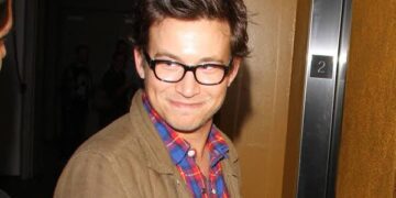 Is Jonathan Taylor Thomas Married? Wife, Height, Net Worth