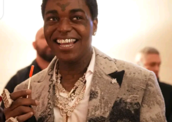 Kodak Black Biography: Age, Birth Day, Nationality, Children, Legal Cases, Albums, Songs, Features, Record Labels, Net Worth.