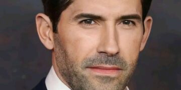 Scott Adkins Biography: Age, Birthday, Parents, Siblings, Wife, Children, Nationality, Movies, Wiki, Net Worth