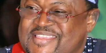 Mike Adenuga Biography: Age, Birthday, Parents, Siblings, Wives, Children, Family, Nationality, Death Rumor, Net Worth