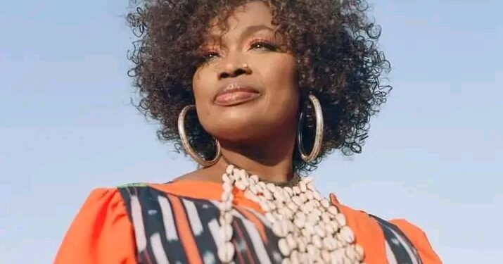 Oumou Sangaré Biography: Age, Birthday, Parents, Siblings, Husband, Children Family, Nationality, Songs, Net Worth