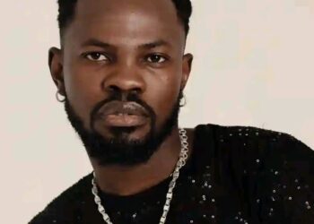 Fameye Biography: Age, Birthday, Parents, Siblings, Wife, Children, Nationality, Family, Girlfriend, Songs, Net Worth