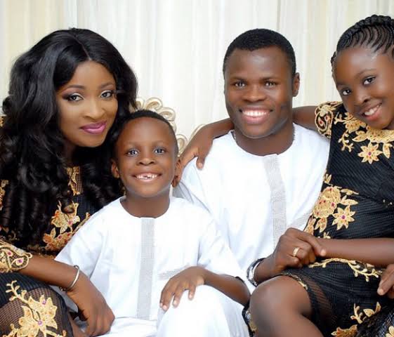 Taye Taiwo wife
Taye Taiwo children 