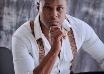 Munya Chidzonga Biography: Age, Birthday, Parents, Siblings, Wife, Children, Nationality, Career, Net Worth