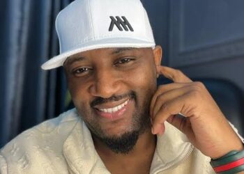 Mudiwa Hood Biography: Age, Birthday, Parents, Siblings, Wife, Children, Girlfriend, Nationality, Career, Songs, Net Worth