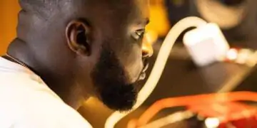StreetBeatz Biography: Age, Birthday, Parents, Siblings, Wife, Children, Nationality, Career, Net Worth