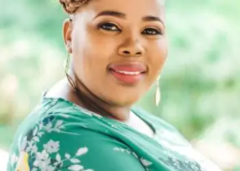 Lebo Sekgobela Biography: Age, Birthday, Parents, Siblings, Husband, Children, Nationality, Career, Songs, Net Worth