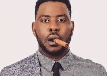 Slapdee Biography: Age, Birthday, Parents, Siblings, Wife, Children, Nationality, Career, Songs, Net Worth