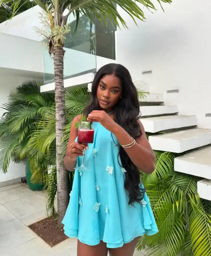 Dede BBNaija Biography: Age, Birthday, Parents, Siblings, Boyfriend, Nationality, State of Origin, Career, Net Worth 2 Dede BBNaija Biography: Age, Birthday, Parents, Siblings, Boyfriend, Nationality, State of Origin, Career, Net Worth