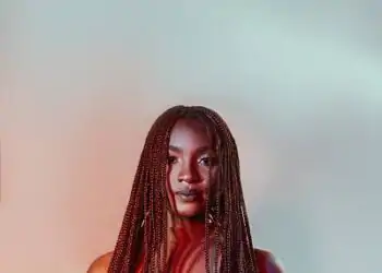 Tomi Owó Biography: Age, Birthday, Parents, Siblings, Boyfriend, Nationality, State of Origin, Career, Songs, Net Worth