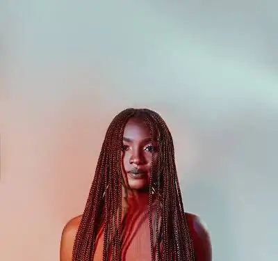 Tomi Owó Biography: Age, Birthday, Parents, Siblings, Boyfriend, Nationality, State of Origin, Career, Songs, Net Worth