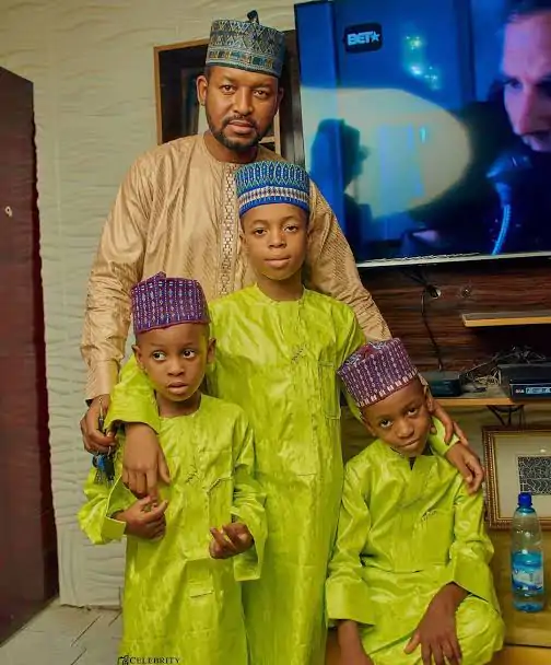 Yakubu Muhammed Biography: Age, Birthday, Parents, Siblings, Wife, Children, Nationality, State of Origin, Career, Movies, Net Worth 3 Yakubu Muhammed children photo
Yakubu Muhammed family