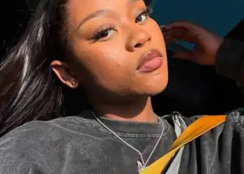 Naledi Aphiwe Biography: Age, Birthday, Parents, Siblings, Boyfriend, Nationality, Career, Songs, Net Worth